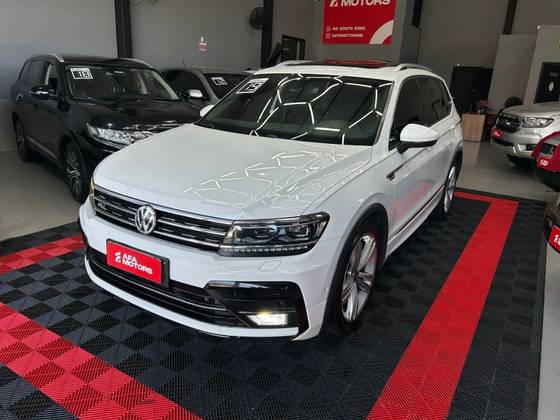 VOLKSWAGEN TIGUAN 2.0 350 TSI GASOLINA ALLSPACE R-LINE 4MOTION DSG VOLKSWAGEN TIGUAN 2.0 350 TSI GASOLINA ALLSPACE R-LINE 4MOTION DSG